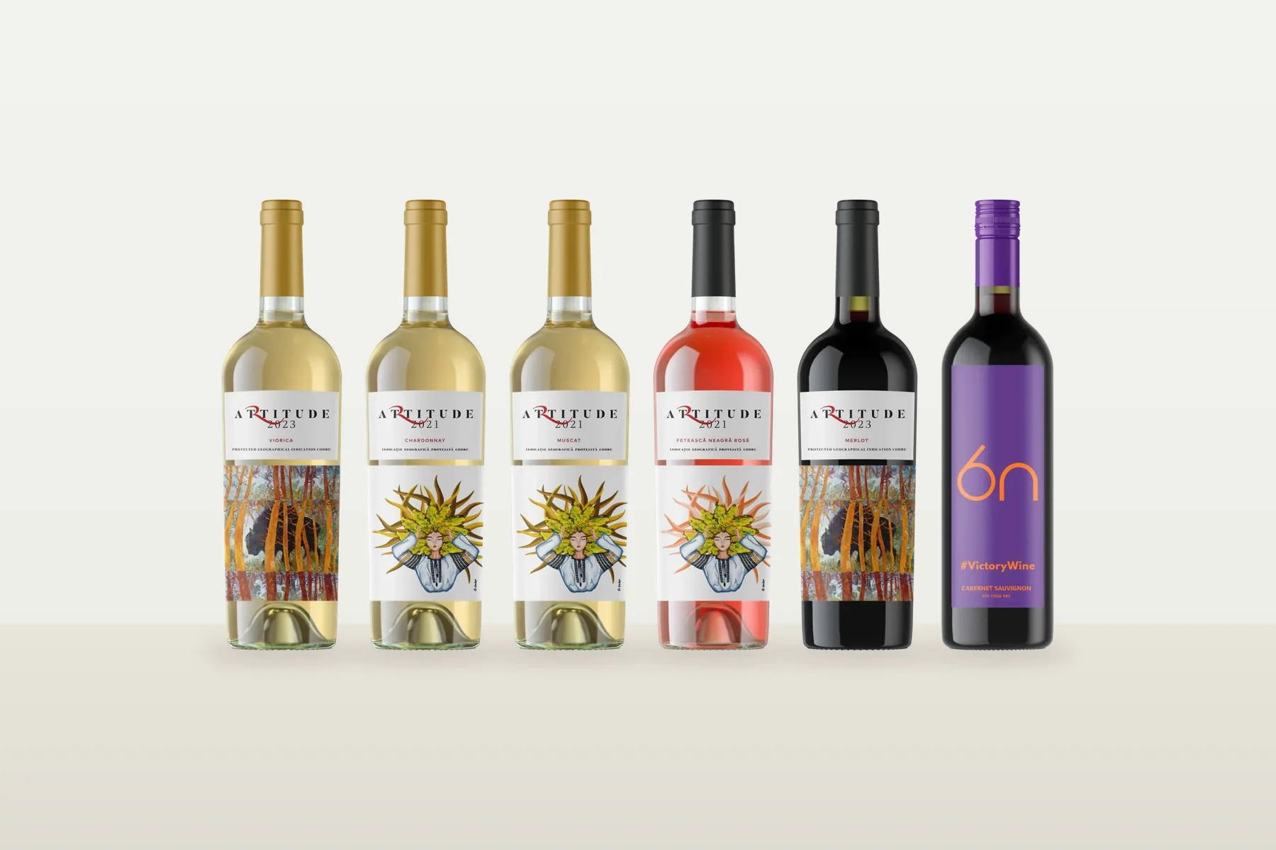 Șase vinuri Doina Vin din soiuri diferite: Artitude Viorica, Chardonnay, Muscat, Fetească Neagră Rosé, Merlot și 6N Cabernet Sauvignon